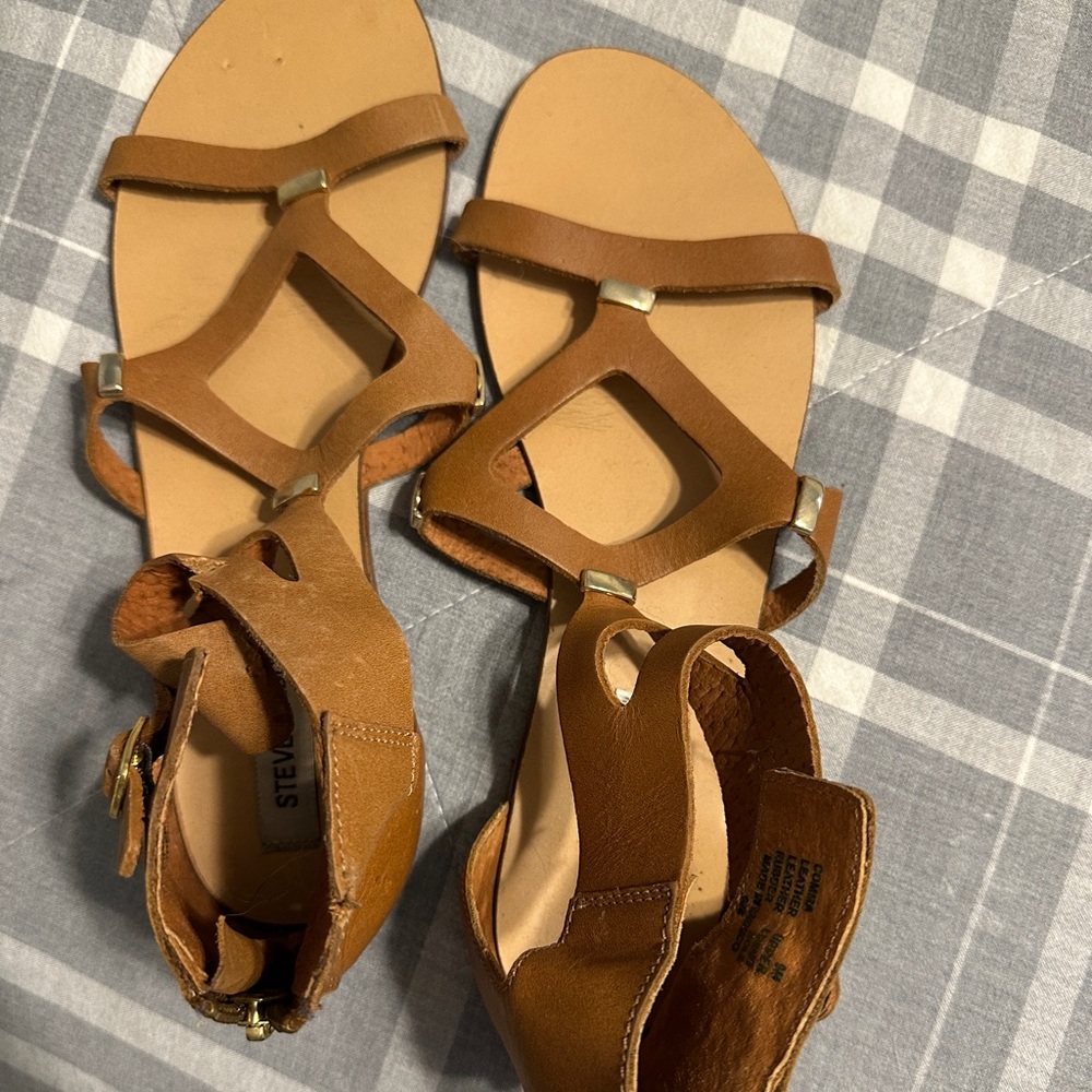 Steve Madden sandals